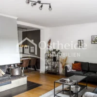 Entspannte Momente genießen vor dem offenen Kamin in Ihrem Haus in Seevetal